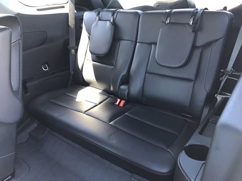 Used 2024 Ford Explorer XLT w/ Equipment Group 202A AWD/4WD image 14