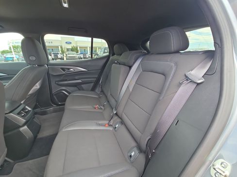 Used 2026 Chevrolet Equinox EV LT FWD image 25