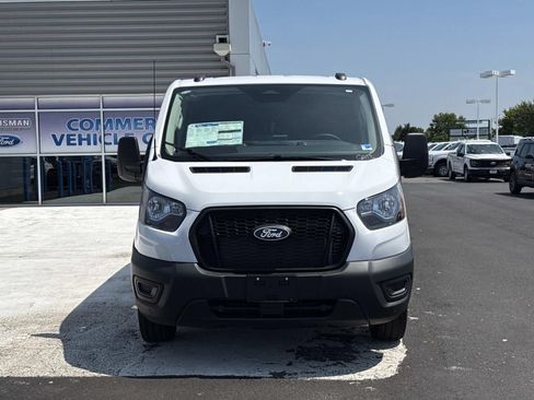 New 2026 Ford Transit 250 Low Roof w/ Load Area Protection Package RWD image 8