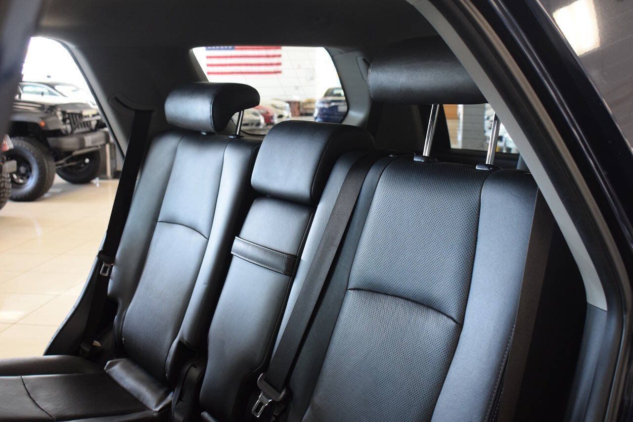 Used 2019 Toyota 4Runner Limited AWD/4WD image 41
