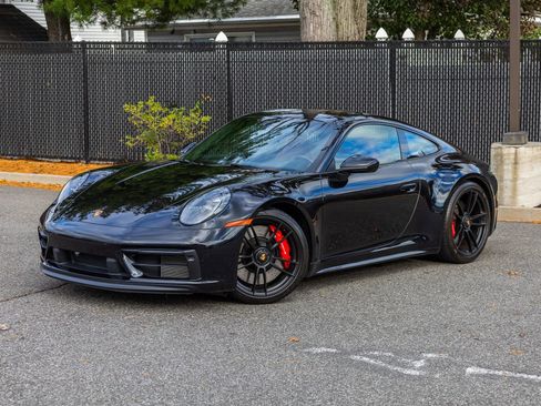 Used 2023 Porsche 911 Carrera 4 GTS image 7