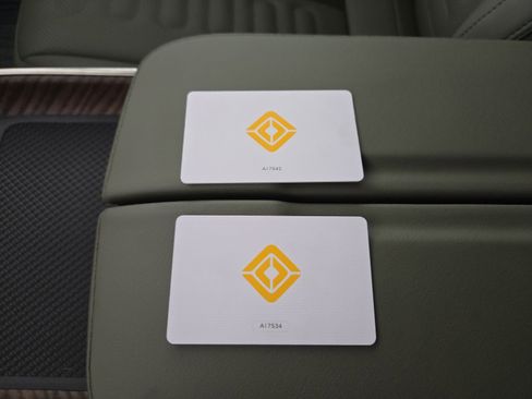 Used 2023 Rivian R1T Adventure image 29