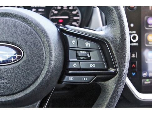 Certified 2025 Subaru Crosstrek 2.0i Premium image 16