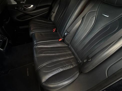 Used 2014 Mercedes-Benz S 63 AMG 4MATIC Sedan image 24