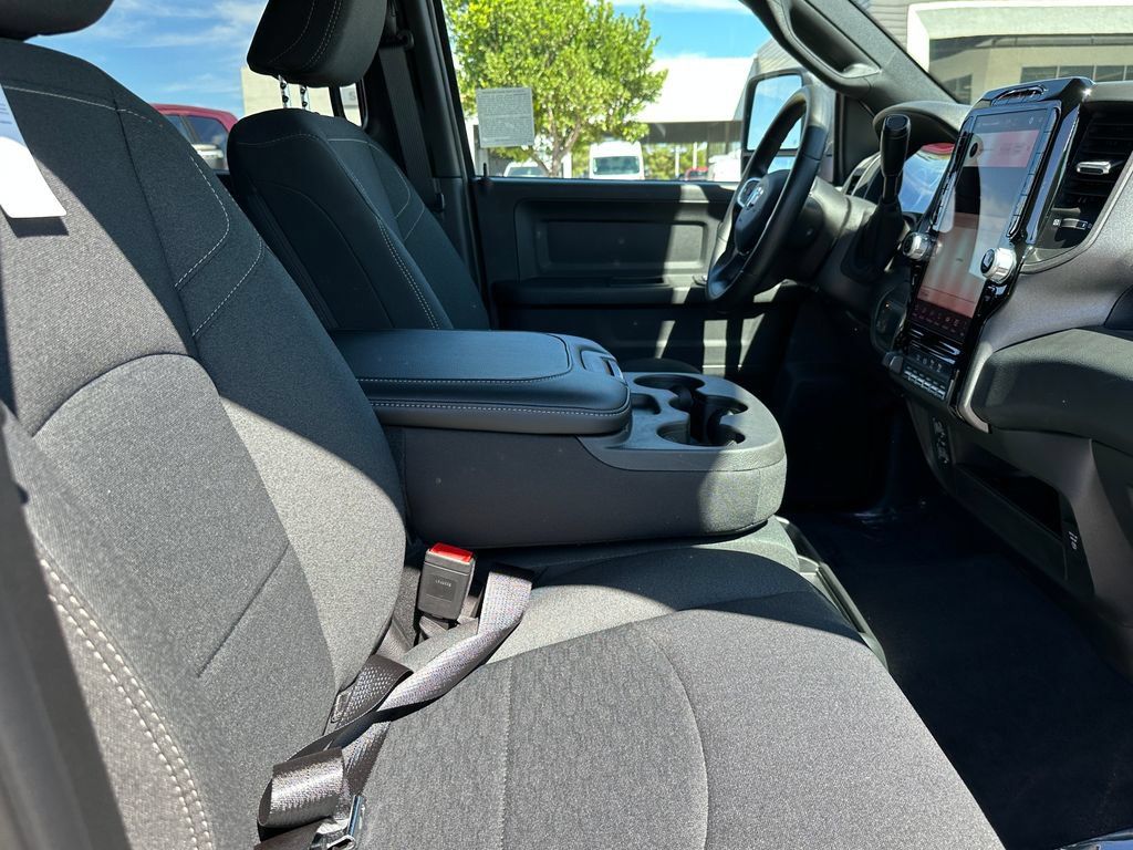 New 2026 RAM 2500 Tradesman AWD/4WD image 15