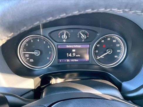 Used 2023 Buick Enclave Essence w/ Experience Buick Package image 26