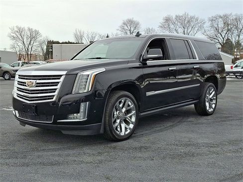Used 2017 Cadillac Escalade ESV Platinum image 6