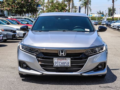 Used 2021 Honda Accord Sport image 2