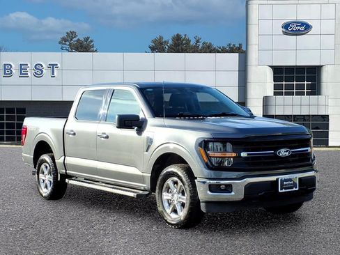 Used 2025 Ford F150 XLT w/ Equipment Group 301A Standard AWD/4WD image 9