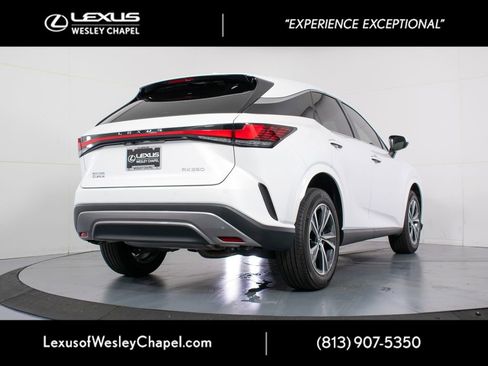 Used 2025 Lexus RX 350 FWD w/ Accessory Package image 6