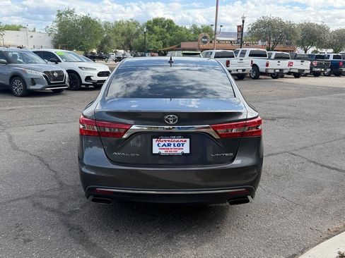 Used 2017 Toyota Avalon Limited w/ All Weather Liner Package FWD image 6