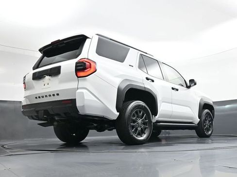 Used 2025 Toyota 4Runner SR5 image 34