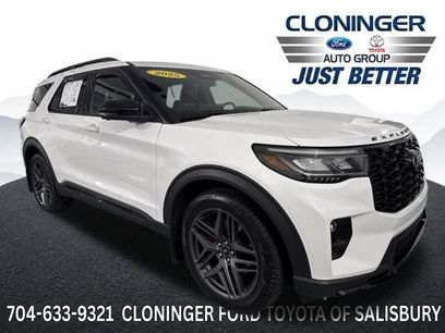 Used 2025 Ford Explorer ST