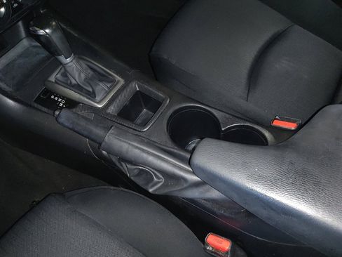 Used 2014 MAZDA MAZDA3 i SV image 26