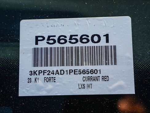 Used 2023 Kia Forte LXS image 33