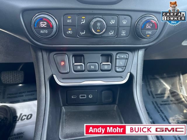 Used 2019 GMC Terrain SLE w/ Driver Convenience Package FWD image 29