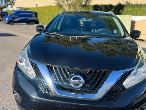 Used 2016 Nissan Murano Platinum image 2