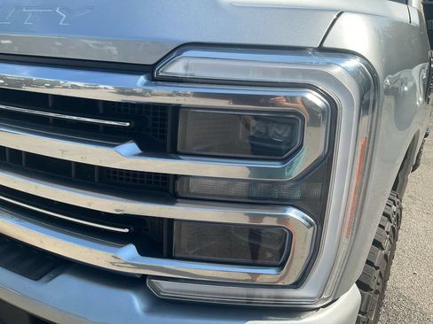 Used 2024 Ford F350 Limited w/ FX4 Off-Road Package AWD/4WD image 9