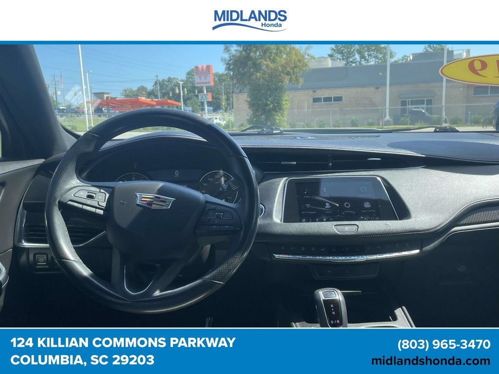 Used 2019 Cadillac XT4 Sport FWD image 12