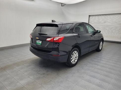 Used 2021 Chevrolet Equinox LS image 9