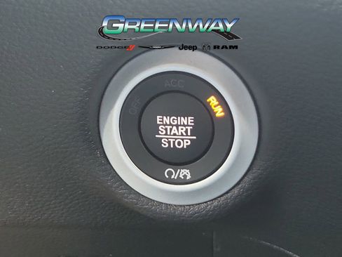 New 2026 Chrysler Pacifica Pinnacle image 32