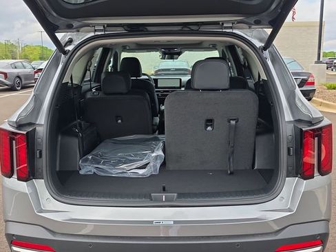 New 2026 Kia Sorento EX image 4