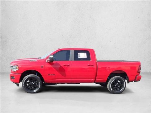 Used 2024 RAM 2500 Big Horn w/ Night Edition AWD/4WD image 2