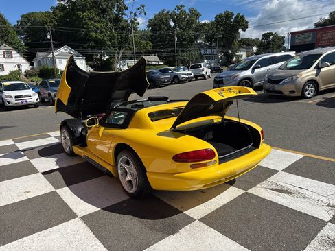 Used 1995 Dodge Viper RT/10 RWD image 34