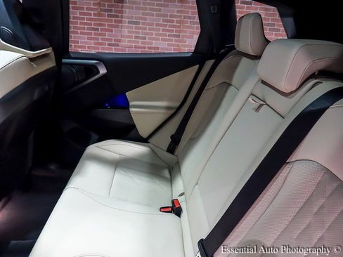 Used 2025 BMW X3 xDrive30i w/ Premium Package image 18