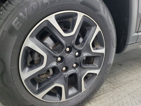 Used 2019 Jeep Compass Trailhawk image 31