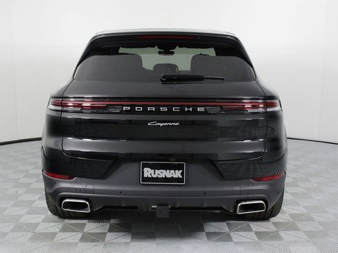 New 2026 Porsche Cayenne image 6