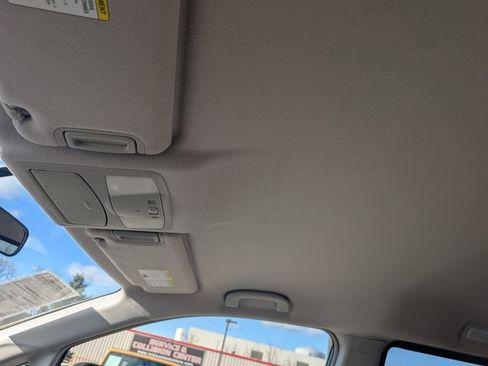 Used 2014 Nissan Quest SV image 14