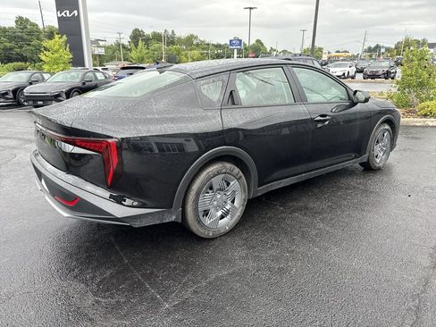 New 2026 Kia K4 FWD image 4