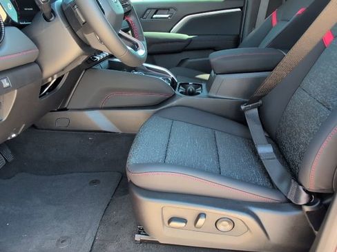 New 2026 Chevrolet Colorado Z71 w/ Technology Package image 11