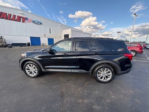 Used 2020 Ford Explorer XLT w/ Equipment Group 202A RWD image 6