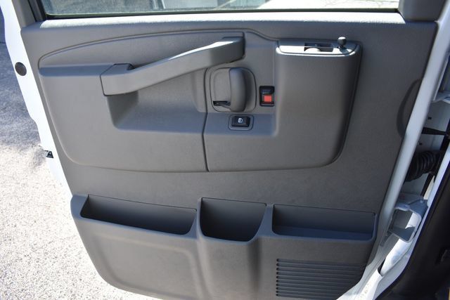 New 2026 Chevrolet Express 2500 w/ Driver Convenience Package RWD image 28