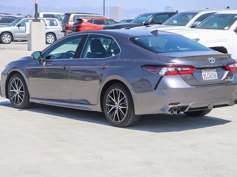 Used 2024 Toyota Camry SE w/ Audio Upgrade Package FWD image 10