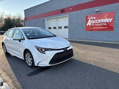 Used 2025 Toyota Corolla LE