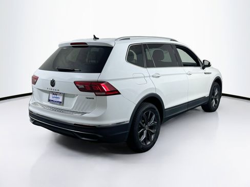 Used 2022 Volkswagen Tiguan SE image 5