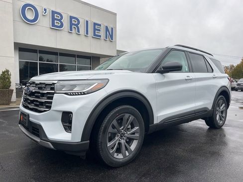 New 2026 Ford Explorer Active w/ Active Comfort Package image 1