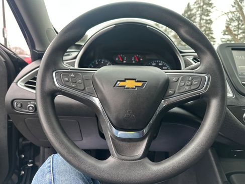 Used 2018 Chevrolet Malibu LS image 7