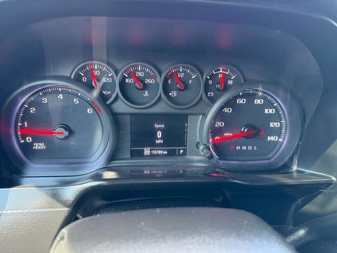 Used 2021 Chevrolet Silverado 2500 W/T w/ WT Convenience Package AWD/4WD image 16