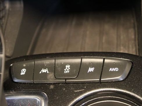 Used 2023 Chevrolet TrailBlazer RS w/ Sun and Liftgate Package AWD/4WD image 27