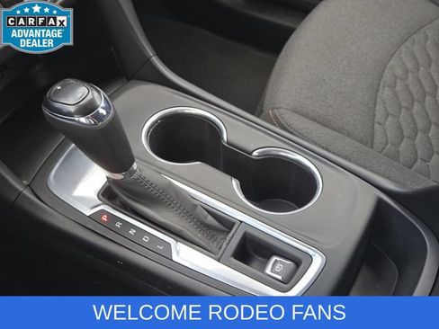 Used 2020 Chevrolet Equinox LT FWD image 21