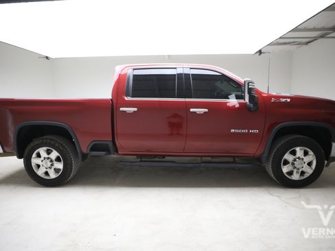 Used 2020 Chevrolet Silverado 2500 LTZ w/ LTZ Premium Package AWD/4WD image 5