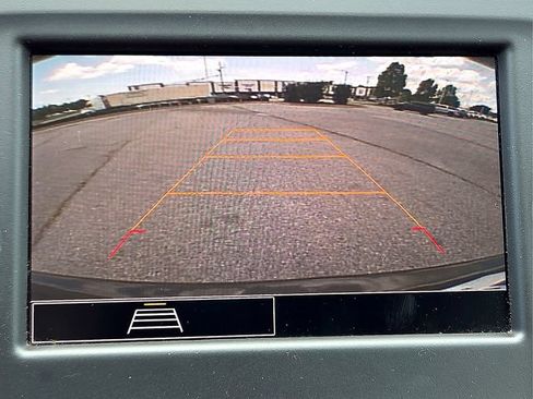 Used 2024 Chevrolet Equinox LT AWD/4WD image 19
