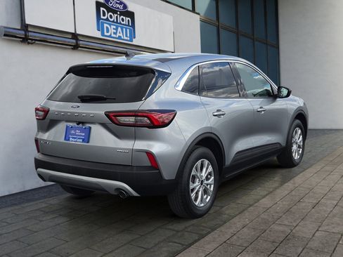 Used 2024 Ford Escape Active AWD/4WD image 3