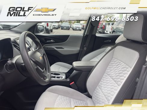 Used 2018 Chevrolet Equinox LS FWD image 14