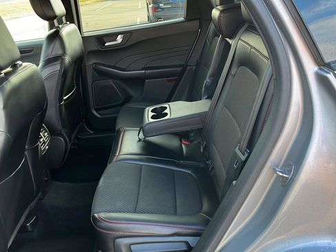 Used 2024 Ford Escape ST-Line image 26