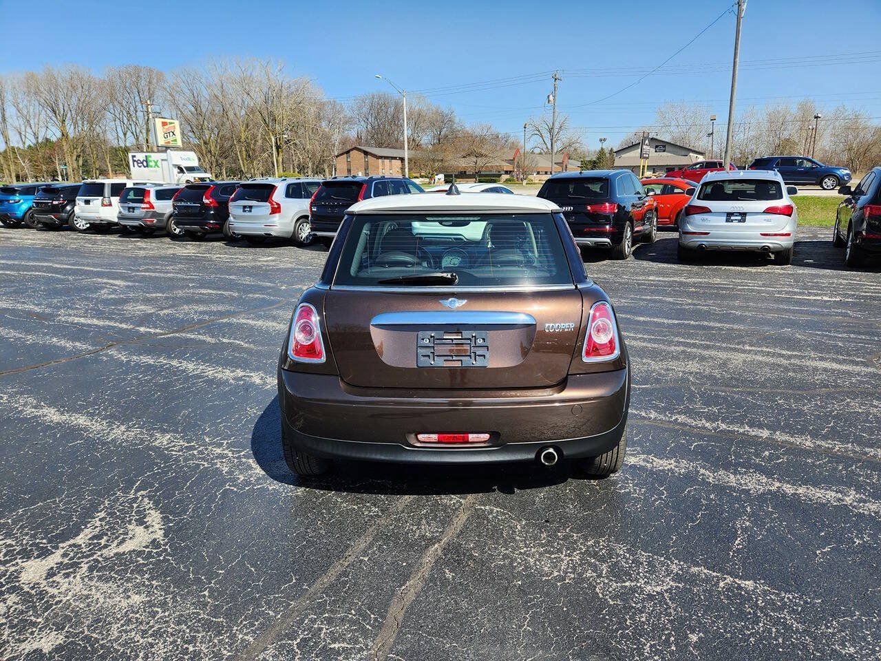 Used 2011 MINI Cooper Hardtop FWD image 4